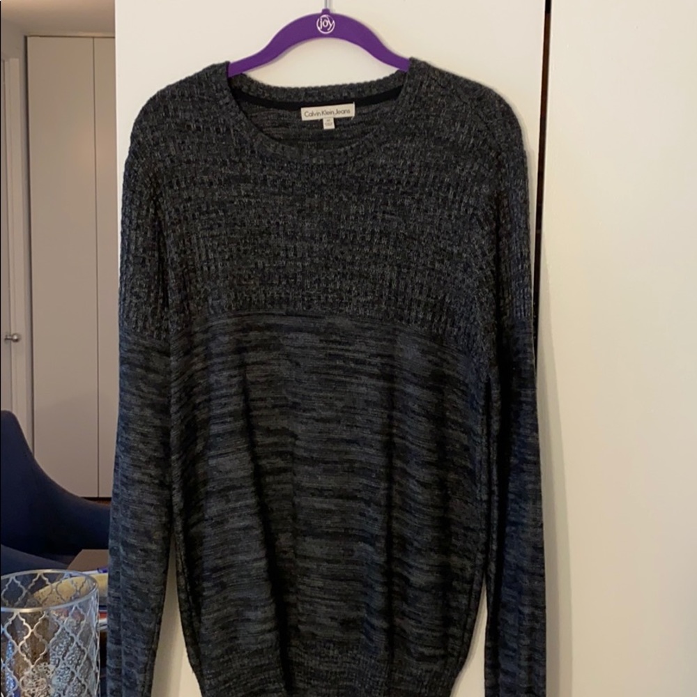 Calvin Klein Mens Medium sweater
